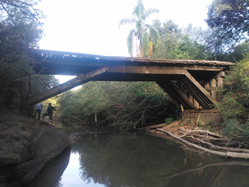 Caçapava e Santana tratam da recuperação da Ponte do Passo da Chácara